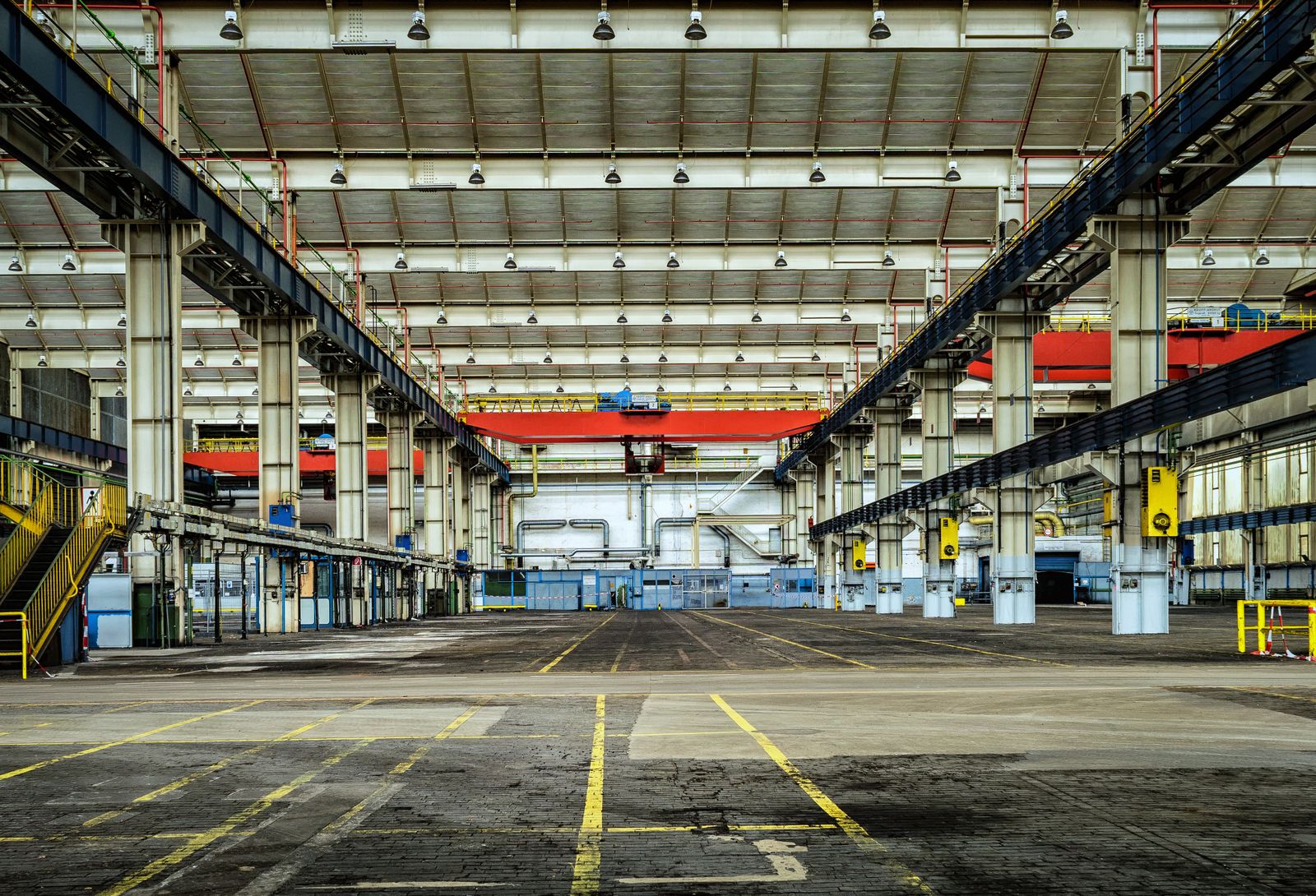 Industrial facility floor of the Trin-Co heavy-duty shop